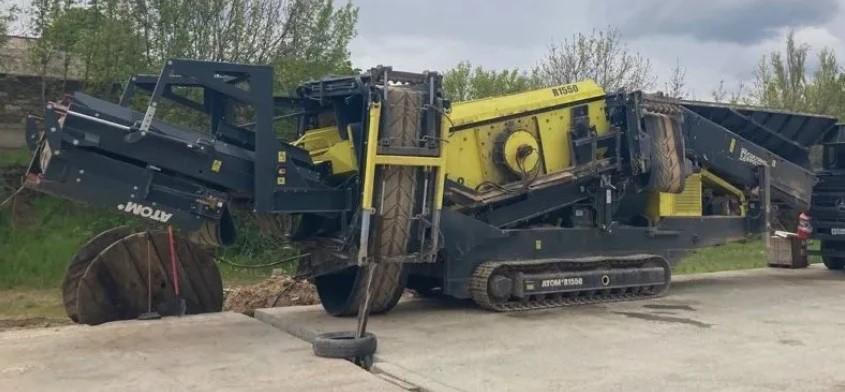 Мобильный первичный грохот АТОМ R1550