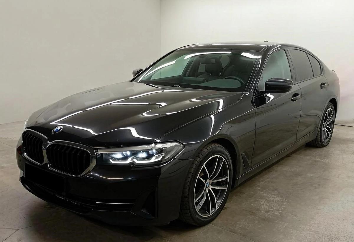 Седан BMW 5 серии