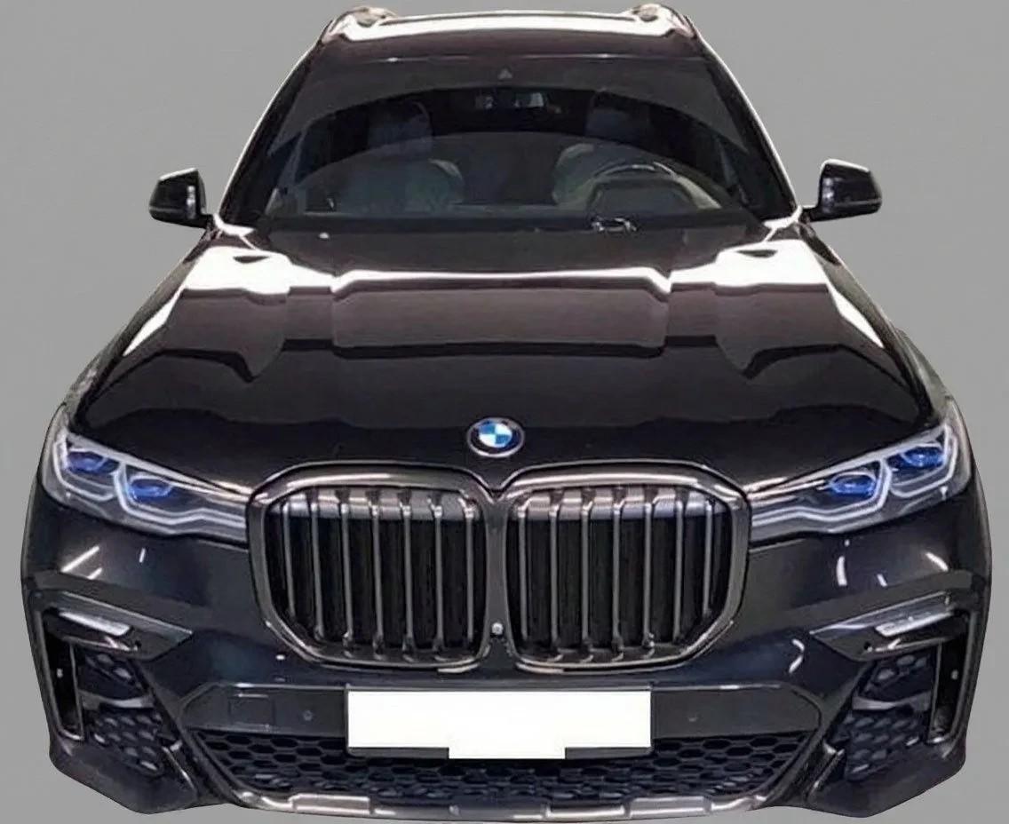 BMW X7 M50i