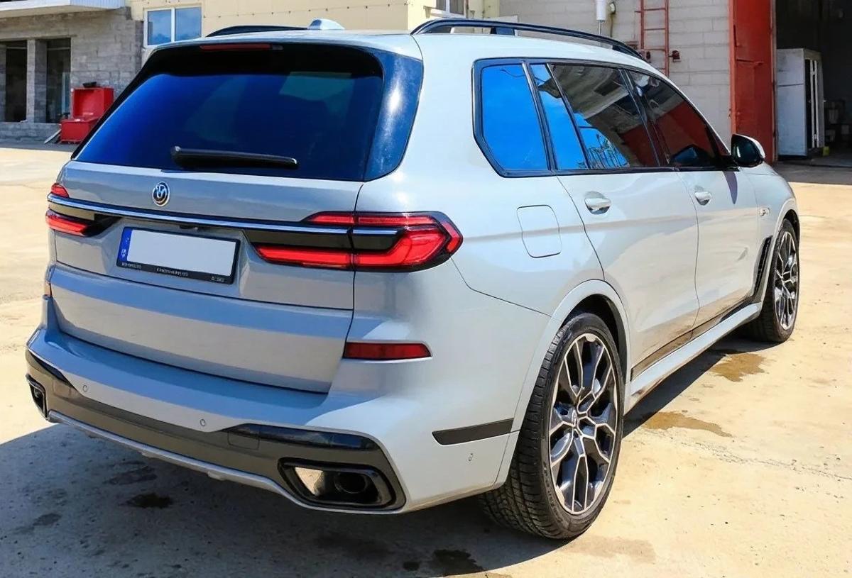 BMW X7 xDrive40d — фото 3