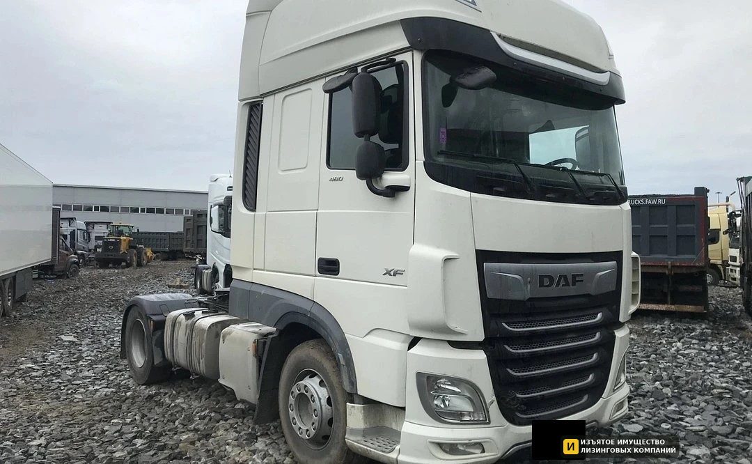 Б/у Седельный тягач DAF XF