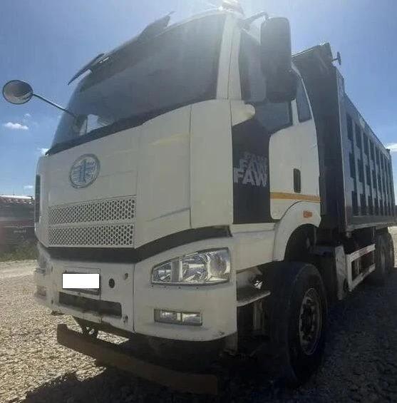 Самосвал FAW J6 6x4