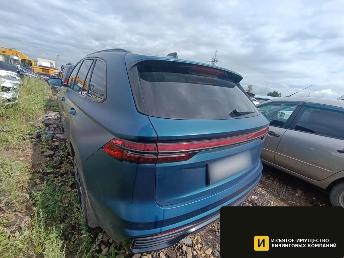 Внедорожник Geely Monjaro — фото 6
