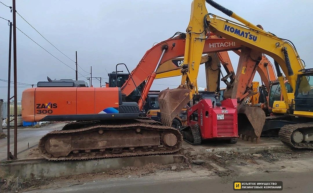 Гусеничный экскаватор HITACHI ZX300-5A — фото 2