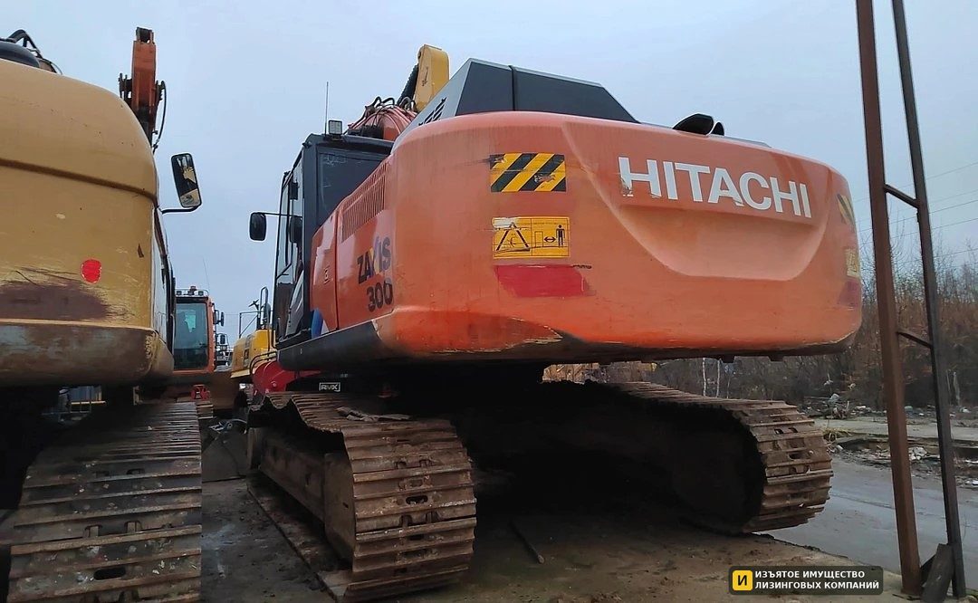 Гусеничный экскаватор HITACHI ZX300-5A — фото 4