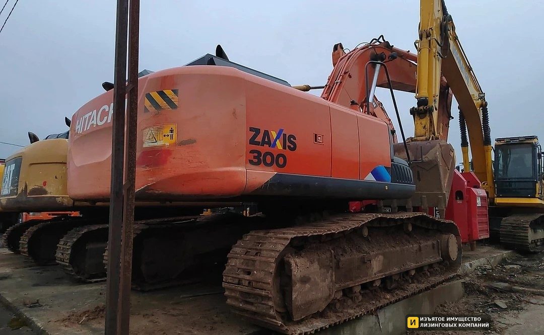 Гусеничный экскаватор HITACHI ZX300-5A — фото 5