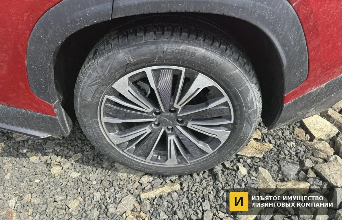 Б/у Кроссовер JETOUR Dashing 1.6T DCT Luxury — фото 2