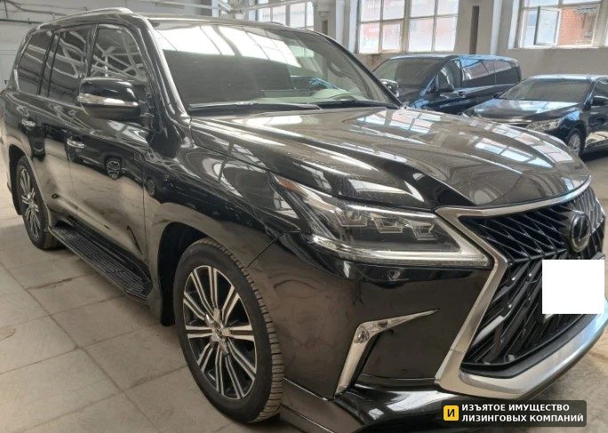 Б/у Внедорожник LEXUS LX — фото 2