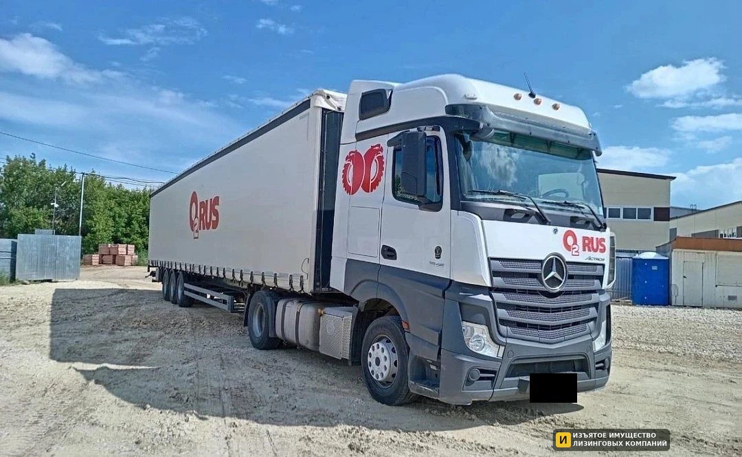 Б/у Седельный тягач MERCEDES-BENZ Actros