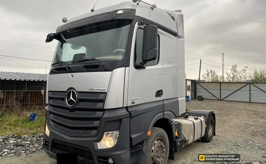 Б/у Седельный тягач Mercedes-Benz Actros — фото 3