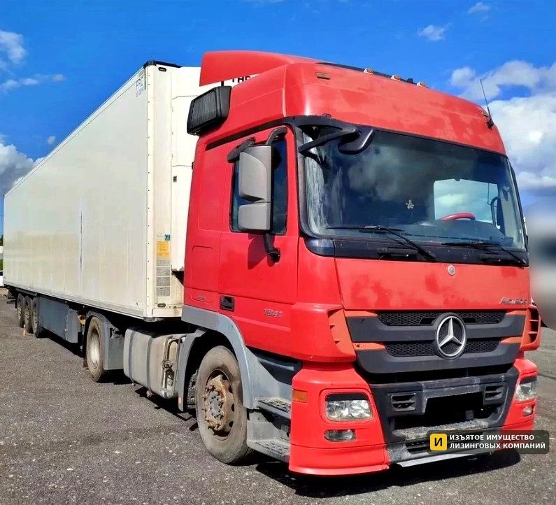 Седельный тягач Mercedes-Benz Actros
