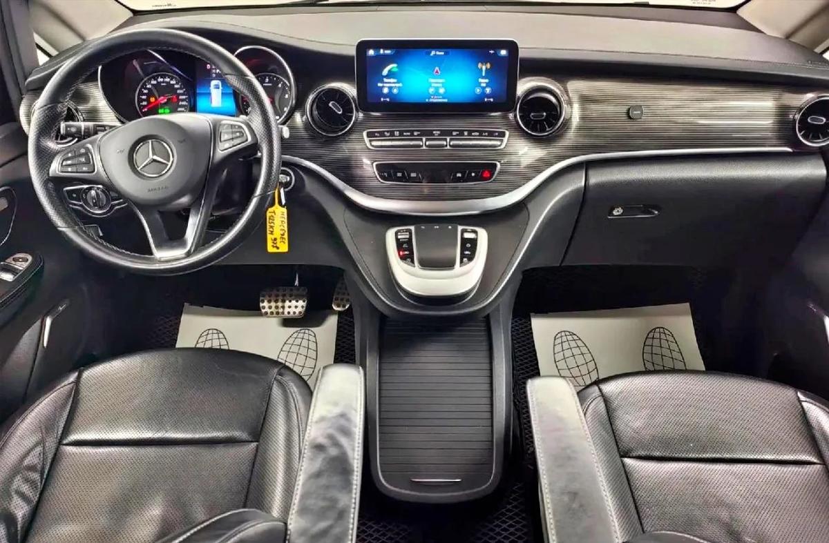 Микроавтобус Mercedes-Benz V-Class — фото 3