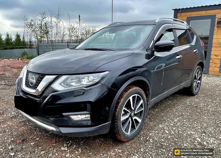 Внедорожник б/у NISSAN X-Trail