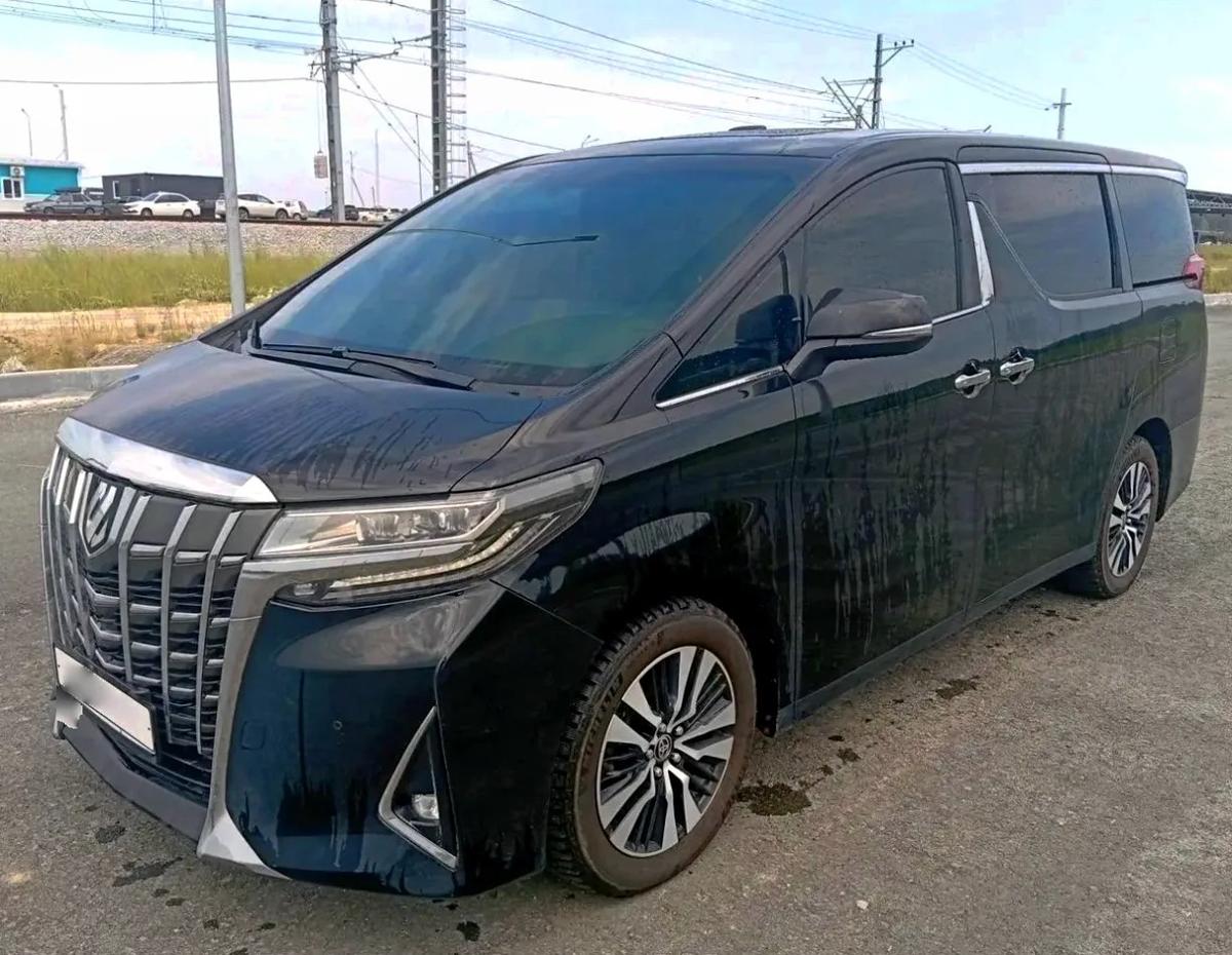 Toyota Alphard Executive Lounge — фото 3