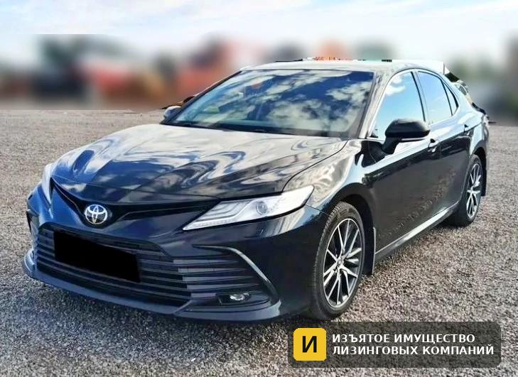 Седан Toyota Camry 2.5 AT