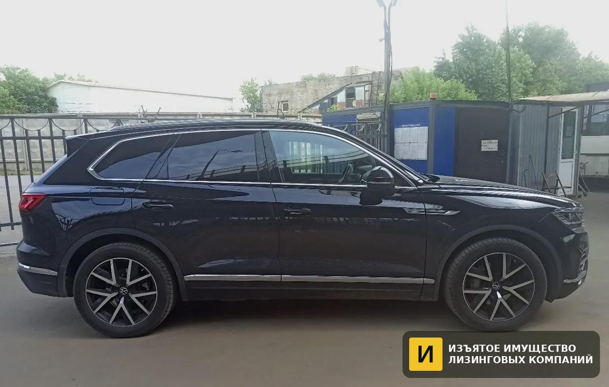 Б/у Внедорожник Volkswagen Touareg Exclusive Atmosphere V6 TDI 4Motion