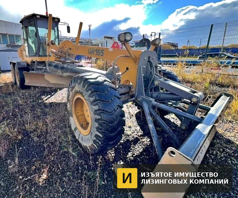 Б/у Автогрейдер XCMG GR165